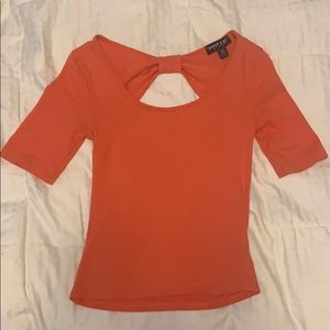 Coral tight cropped shirt